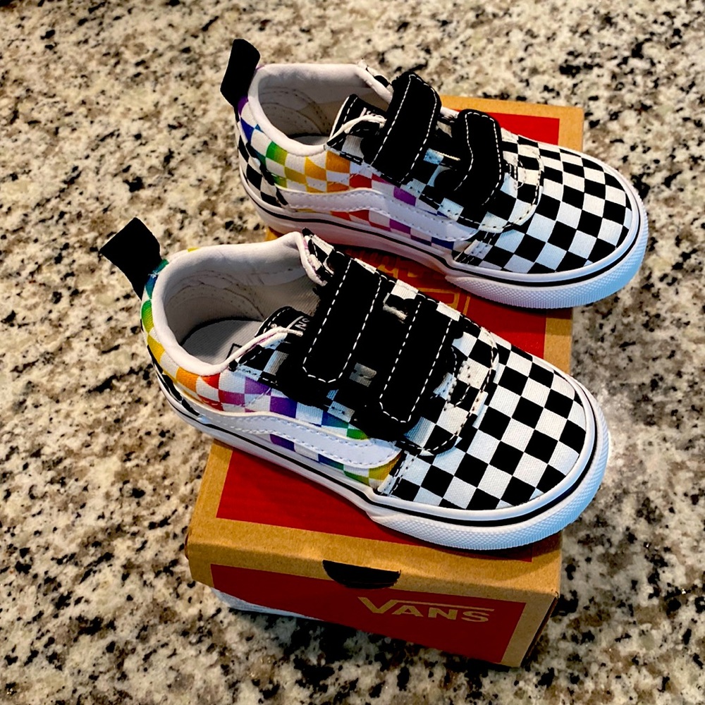 Vans Unisex Old School Slip-on Rainbow Check Shoes